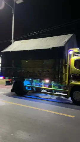 Perjuangan yang tak mudah ,semua demi tanggung jawab #driverstory #lintasjauh #ntbpride🏝️🌴 #bawangbalap 