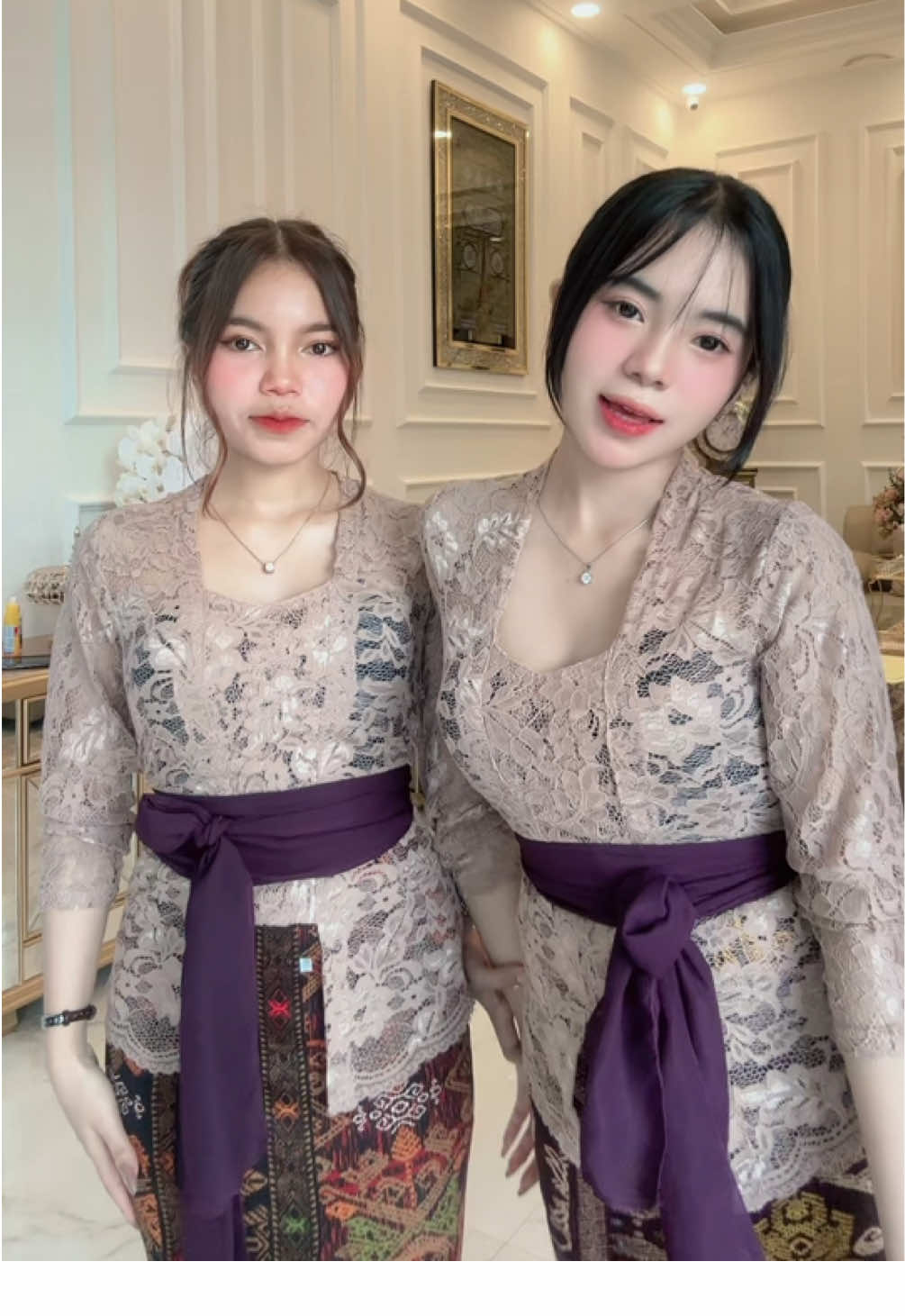 Warna milo cakep banget nih #fyp #galerikebaya #kebayamurah #kebayawisuda 