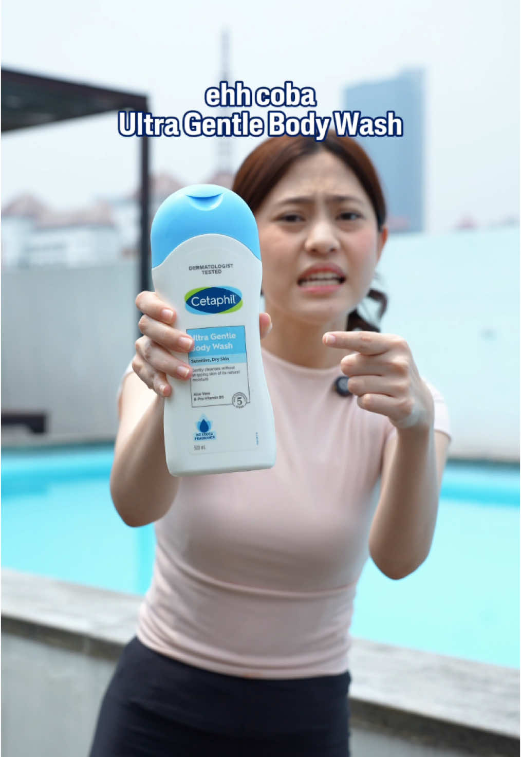 Tubuh boleh bugar dengan olahraga, tapi jangan lupa protect kulit sensitifmu setelah olahraga dengan Daily facial Cleanser	 #fyp #skinbarrier #sensitiveskin #acnefighter  #JanganJanganKulitmuSensitif  #cetaphilindonesia 