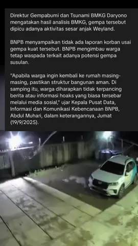 Di himbauan untuk daerah yang di sekitar pesisir pantai untuk waspada gempa susul yang mengakibatkan tsunami,#fypp #tsunami #gempa 