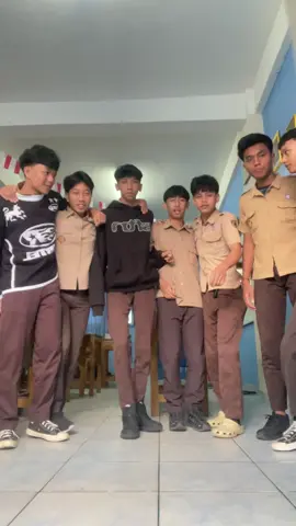 ikutan juga nehh tp kecepetan😭