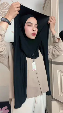 Akhirnya aku nemu pashmina tanpa harus keliatan lehernya #pashminainstan #hijab 