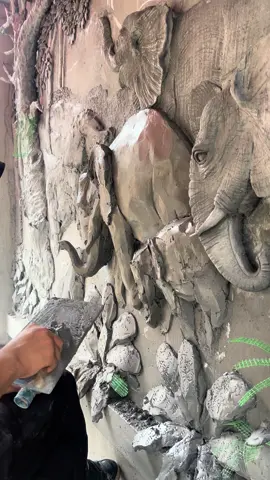 Sư tử hổ báo di chuyển đi cho vua rừng xanh tiến vào nào