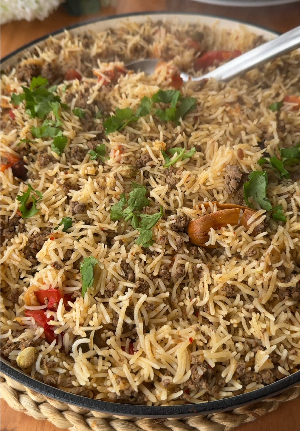 One Pot Mutton Keema Pulao | Easy Mince Rice Recipe | Flavorful Keema Pulao in One Pot 🍚🔥 #KeemaPulao #MuttonPulao #RiceRecipe #EasyMeals #OnePotRecipe    📝 Ingredients (for 4–5 servings)  • 550 g long-grain basmati rice (rinsed & soaked 1–2 hours)  • 550 g mutton mince (or beef/lamb mince)  • 100 g oil  • 150 g sliced onion  • 1½ tbsp ginger-garlic paste  • 150 g chopped tomatoes  • 6 green chilies (slit lengthwise)  • 700 ml water (adjust if needed)  • Salt 1½–2 tsp (to taste) Whole spices:  • 6 green cardamoms  • 3 black cardamoms  • 6 cloves  • 2 bay leaves  • 3 mace  • 7–8 black peppercorns  • 1 tsp cumin seeds Ground spices:  • 1 tsp ground coriander  • 1 tsp red chilli powder  • ½ tsp red chili flakes  • ½ tsp garam masala (optional) 🍲 Recipe  1. Rinse basmati rice well and soak for 1–2 hours.  2. Heat oil in a heavy-bottom pan. Fry sliced onions until golden brown.  3. Add ginger-garlic paste, sauté 1 minute.  4. Add mutton mince, cook until it changes color.  5. Add whole spices and ground spices, mix well.  6. Add chopped tomatoes and cook until they soften.  7. Stir in slit green chilies.  8. Drain soaked rice and add to the mince mixture. Mix gently.  9. Pour in 700 ml water (enough to cover rice). Adjust salt.  10. Cook on medium heat until it starts bubbling, then cover and cook on very low heat for 20–30 minutes, until rice is fully cooked and fluffy. Serve hot with raita or salad 🥗.