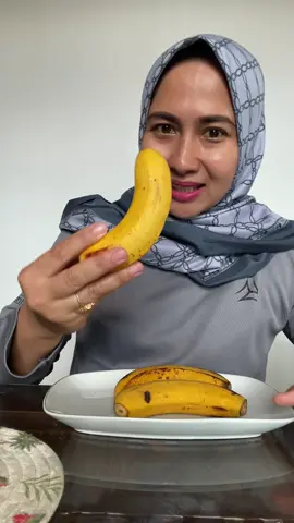 Makan kulit pisang  #makankulitpisang #pisang 