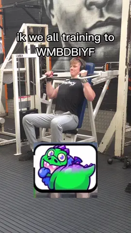 made the right person famous @Mr Peeky Gaming  #bobbledragon #dragon #mrpeeky #clashroyale #gym 