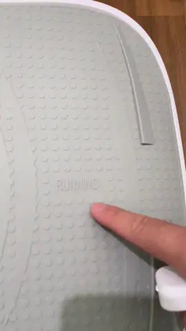 GetMod Vibrationsplatte Trainingsmaschine, Ganzkörper-Workout-Vibrationsplattform Gesundheit und Fitness, Heim-Fitness-Kit, Outdoor-Spaß #sportstiktok #спортмотивация #shoppingtime #motivation  Was sie besonders macht • 10 verstellbare Geschwindigkeitsstufen - von Santter Entspannung bis zum intensiven Fettburner-Workout • Smarte Fernbedienung - Passt die Einstellungen bequem von überall im Raum an • Automatik- & Manuellmodus - Wechsle mühelos zwischen Automatik-Sequenzen oder manuellen Anpassungen • Leiser Motor - Leistungsstarke Vibrationen, ohne andere zu storen • Bluetooth-Musiksync - Verbinde dein Telefon und trainier zu deinen Lieblingsbeats • LED-Display - Echtzeit-Anzeige der Geschwindigkeit • Ganzkörper-Wellness - Lindert Muskelverspannungen und unterstützt die Regeneration • Zusätzliche Vorteile: Platzsparend - Kompakt und dennoch leistungsstark, ideal für kleine Wohnungen 