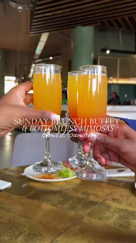 Every Sunday from 10AM to 3PM at Bowl'd restaurant, you can enjoy Sunday brunch buffet  and honestly, with everything on the menu, it’s such a bargain.🥂🍴 Here’s everything you can get to try(menu items vary per week) Breakfast classics • Muesli, yogurt & fruit • Flapjacks • Bacon & sausage • Scrambled eggs & mushrooms • Bay crushed potatoes • Toasted bread Starters • Fresh salad bar • Chicken livers • Nachos with all the sides • Garlic bread Mains • Prawn curry • Grilled hake • Boerewors • Short rib • Chicken pieces • Lamb shoulder • Pork rashers Sides • Savoury rice • Creamed spinach • Mixed vegetables • Corn on the cob • 3-bean salad • Coleslaw • Chakalaka • Salsa Something sweet • Homemade gelato • Cake squares • Danishes • Cheesecake • Fruit salad 🍰🍨 #bowldrestaurant #buffet #johannesburg #fyp #tiktoksouthafrica 