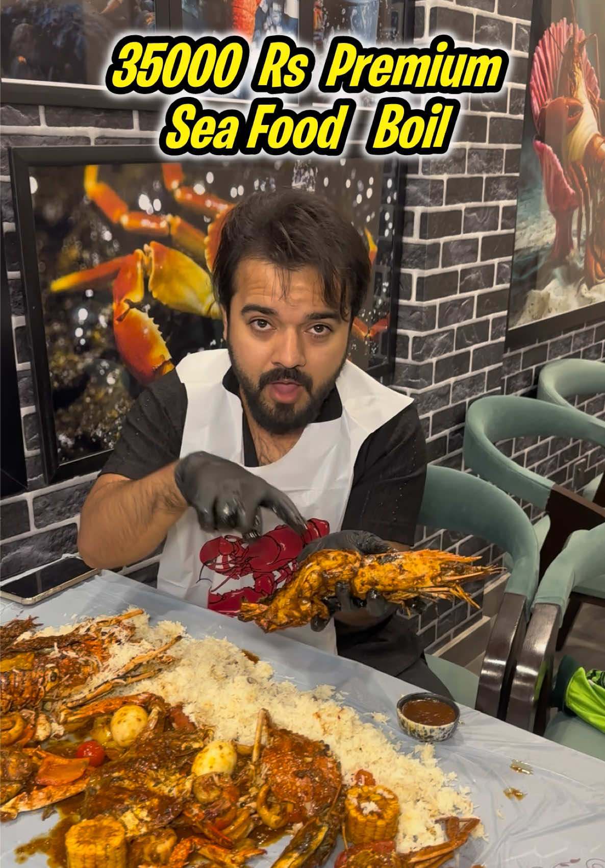 35000 Rs Premium Sea Food Boil by Enaari Restaurant at Lake City Lahore Seafood Boil 8000 Rs without Lobster Seafood Boil 12000 Rs with lobster Premium Seafood boil 35000 Ra Why so special? Recently i went to Thailand and Malaysia mene ek cheeze Note ki jo Pakistan me Seafood ka size hota wo buhat small hota quality kam hoti but outside Pakistan Seafood ka size kafi bara hota hai Enaari in Pakistan is providing that size in their Premium SeaFood Boil and inki sauce buhat heavy hai jo creamy Rice ke sath flavour ata hai wo unexplain hai! #enaarirestaurant #seafoodboil #chwaleedrauf #food #prawns 