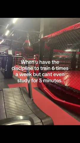 Athlete💯  . . . . . . . . . . #boxing🥊 #athelete #sportsman #mma #muaythai #fighters #motivation 