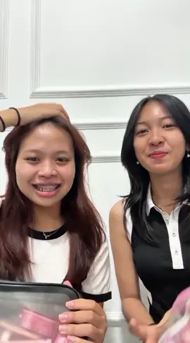 challenge tukeran pouch makeup bareng kak @ayus 🪼 😆 #ppinkyvan 