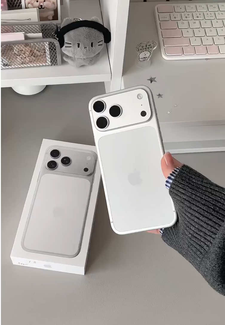 Unboxing iPhone 17 #xuhuong #fyp #viral #iphone #unboxing 