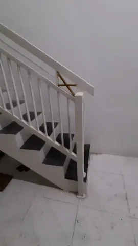 balkon dan railing tangga minimalis #railingtangga #pagarminimalis #fyp #jawatimur 