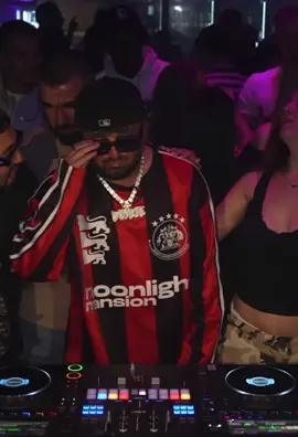 BACK IT UP GYAL 🇯🇲🇯🇲 #djleslie #dancehall #dj #fürdichhhhhh #foryouuuuuuuuu 