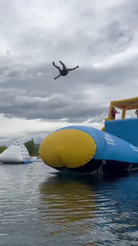 Water park failure 🤣🤣🤣 #usaus #fyp #waterpark #funnyvideos #fail #foryou #tiktok #usa 