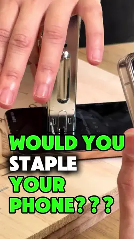 This new Honor X9d seems pretty tough??? #honor #phone 