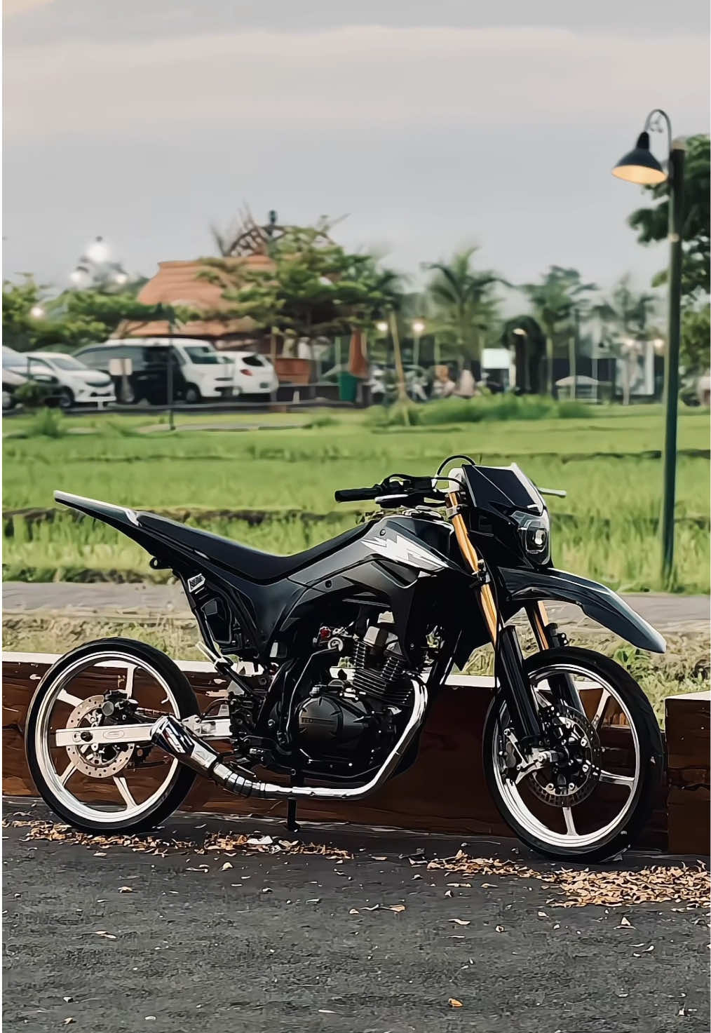 bila💃🏼💃🏼#supermotoherex #surexgank #surex #crfherexstyle #fyp 