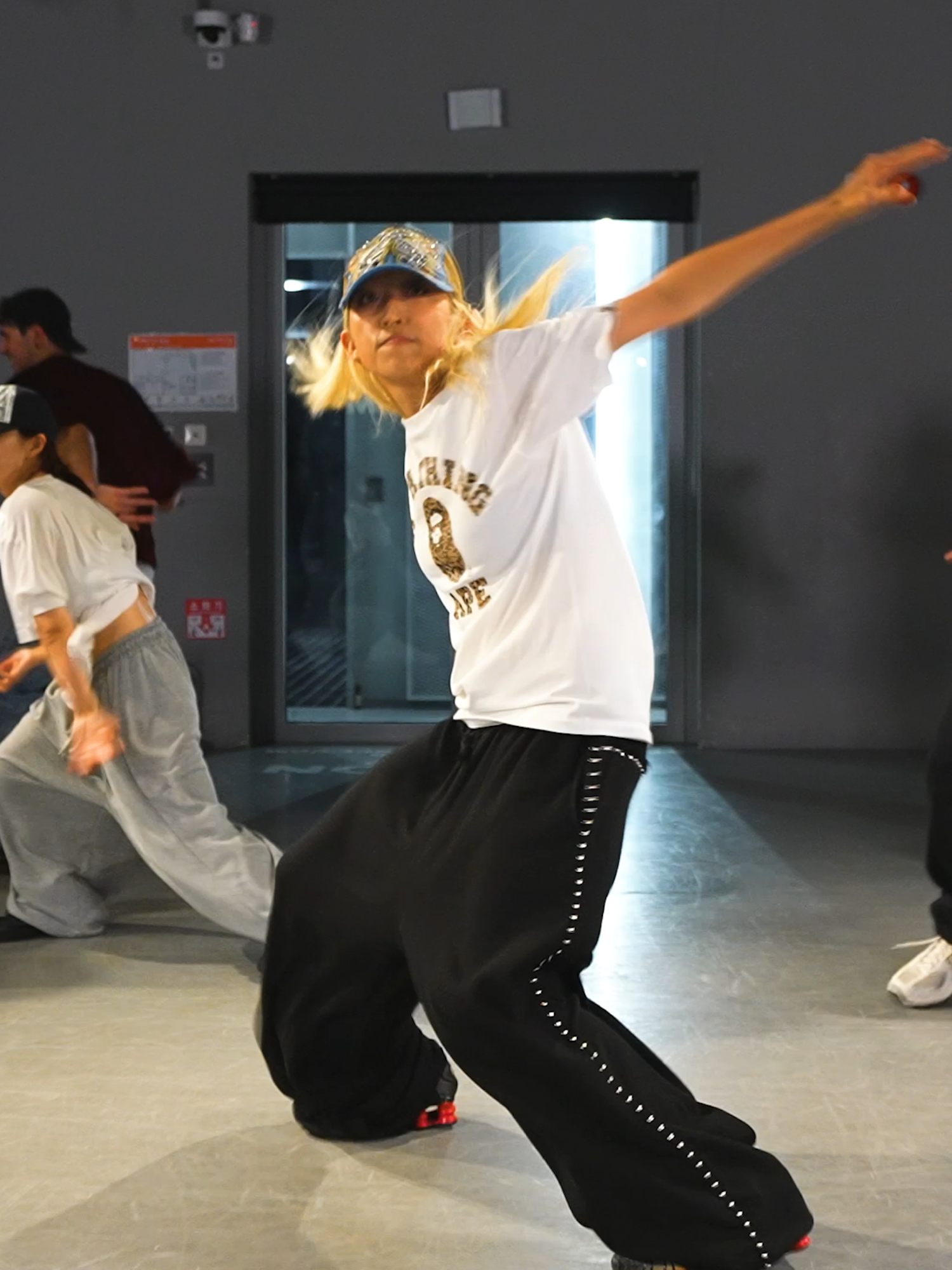 fashion✨🔥 @itsssunset #choreography