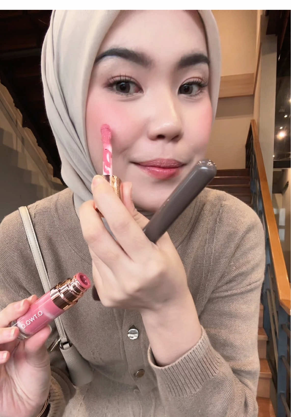 liquid blush o two o cantik banget jujur! totally in love🥹🫶🏻 @otwoo.id #otwoo #otwooid #liquidblush #freshblush #blushon