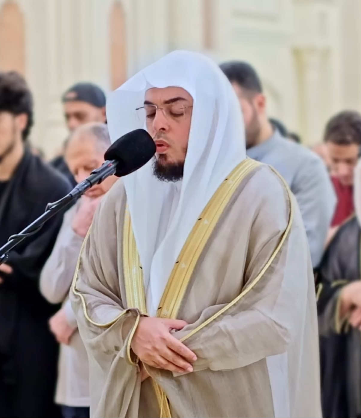 وَيَوْمَ يُحْشَرُ أَعْدَاءُ اللَّهِ إِلَى النَّارِ فَهُمْ يُوزَعُونَ (19) #سورة_فصلت  #أحمد_نصر  #أحمد_عبدالرازق_نصر