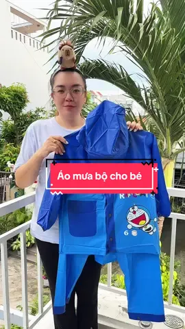 Áo mưa bộ cho bé – nhỏ gọn, chống thấm, bảo vệ con từng cơn mưa 💦 #aomuachobe #aomuabo #aomuasonthuy #muataitiktok #mevabe  @Gia dụng nhà Mỡ  @Gia dụng nhà Mỡ  @Gia dụng nhà Mỡ 