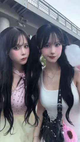 51kgから46kgになっててびっくりしている‼️食事の量が減ってゆるっと、体型の変化も出てきたって感じです！！！！ いい感じに鍛えます！行く詐欺しているジムにも契約まだできてない笑笑 近頃引っ越すつもりだから、その後にしようかな💭笑笑