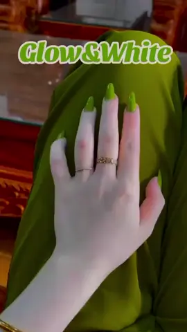 මේ තියෙන්නෙ අපේ තායි ඩබල් වයිට්නින් බොඩි ක්‍රීම් එකෙන් ගන්න පුළුවන් රිසාල්ට් 😍❤️ #vipbodycream #whiteningcream #thailand #whiteningsrilanka #whiteninglotion 