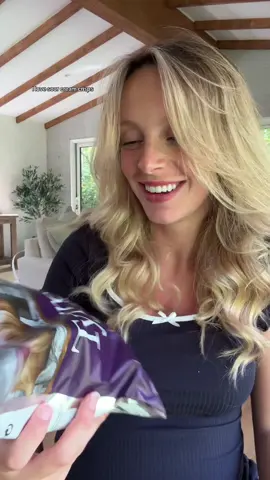 I have since learned that black garlic is a thing (doesn’t grow black) but it turns black from aging!! I need more black garlic products in my life 🧄 #randomsnacks #tastetest #foodreview #snacks #foodvlog 