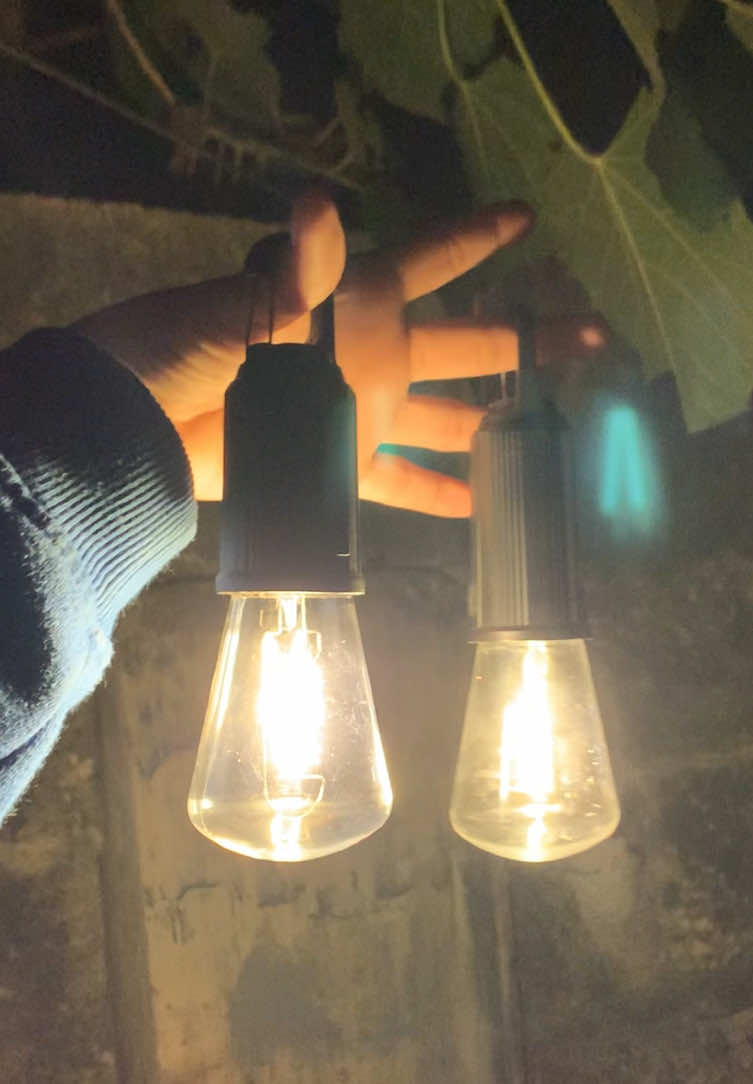 Solar Camping Light Outdoor Wall portable waterproof light buln with hook rechareagable