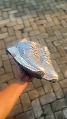 Sepatunya para Old money🫣#sepatusneakers #sepatusneakerswanita #sepatupria #sepatu #sepatukeren 