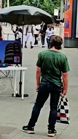 Wall Street displays bodies of gaza children.leaving the public feeling helpless,wish for world peace#gaza #freepalestine #fyp #palestine🇵🇸 #alleyesongaza #middleeastern #tiktok #usa