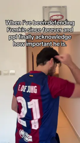 No Frenkie slander will ever be tolerated. 🦁💙❤️ #frenkiedejong #maestro #fcbarcelona #fcb #barca 