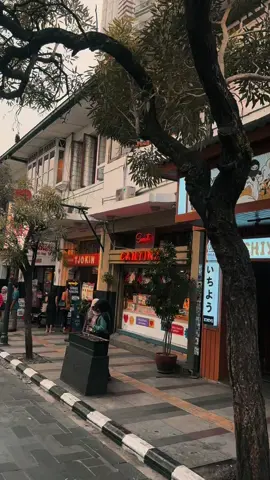 seru juga naik bandros 🥹 #bandung #bragabandung #fyp #asiaafrikabandung