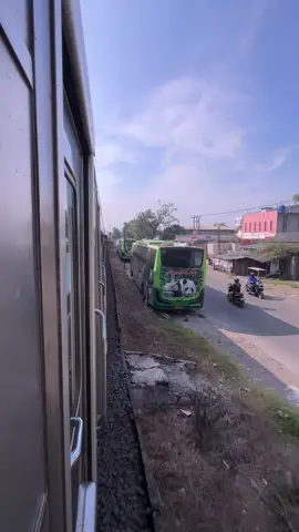 toilet ride parahyangan idle gajayana 🤩