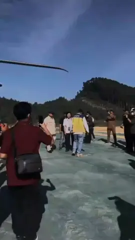 flashback sama baret merah #fypシ゚ #fyppppppppppppppppppppppp #seskab #mayorteddy #letkolteddy 