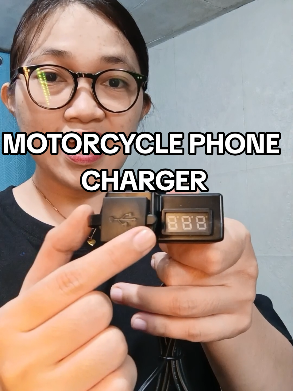 MOTORCYCLE PHONE CHARGER DUAL USB PORT WATERPROOF  #motorcyclephonecharger #phonecharger 