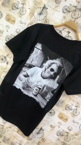 I love this shirt 🎸🎸 #jimmybuffett #jimmybuffettshirt #jimmybuffettsmargaritavile #mothermotherocean🐚 