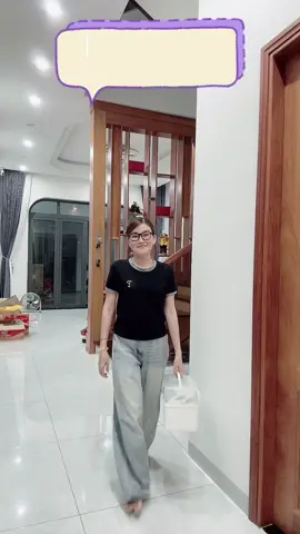 Tui đem cả tủ thuốc gia đình gói gọn nơi em nó #giadungtienich #vanle #giadung 