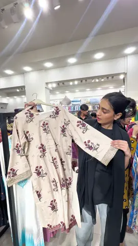 Zahra Shop 79% off deal 🤩 Available at both branches Delivery all over Pakistan Valid till 15 October Contact: 0️⃣3️⃣0️⃣8️⃣2️⃣2️⃣5️⃣5️⃣9️⃣9️⃣ www.zahra.shop