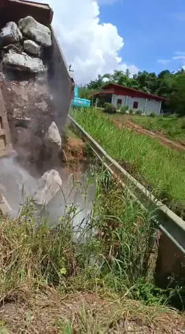 #ເມຶອງຄອບຫວານຈຽ໊ບ🇱🇦 #ອີກຄີບສາ🤣🤣 #หา้มปิดการม่องเห็น #ວາ່ແລ້ວຢາກມາ 🤣🤣