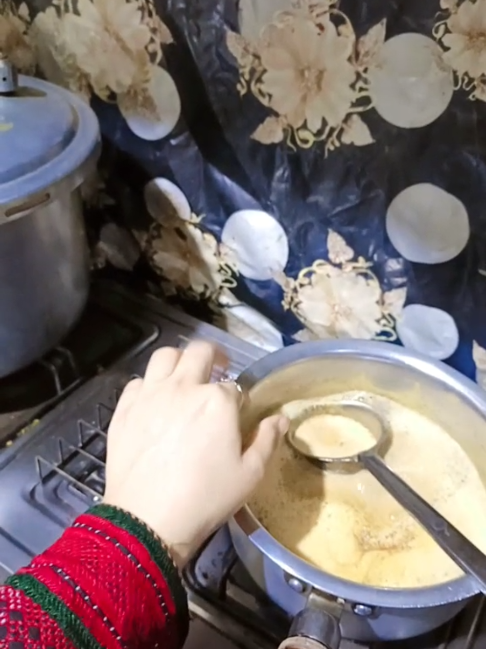 #creatorsearchinsights #funnyvideos #foryoupage #fyp #😕😕😕😕🙂🙂😕😕 