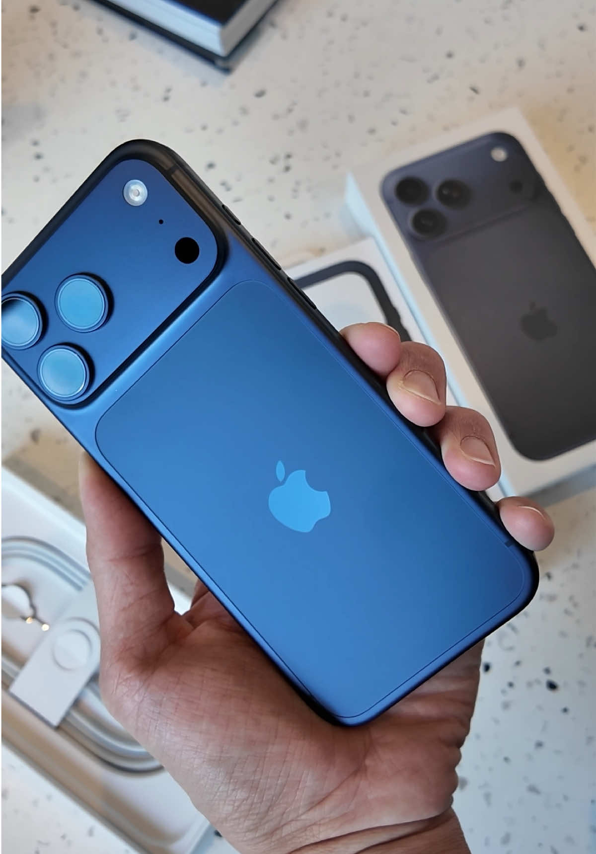 ASMR iPhone 17 Pro Max Deep Blue unboxing 📦