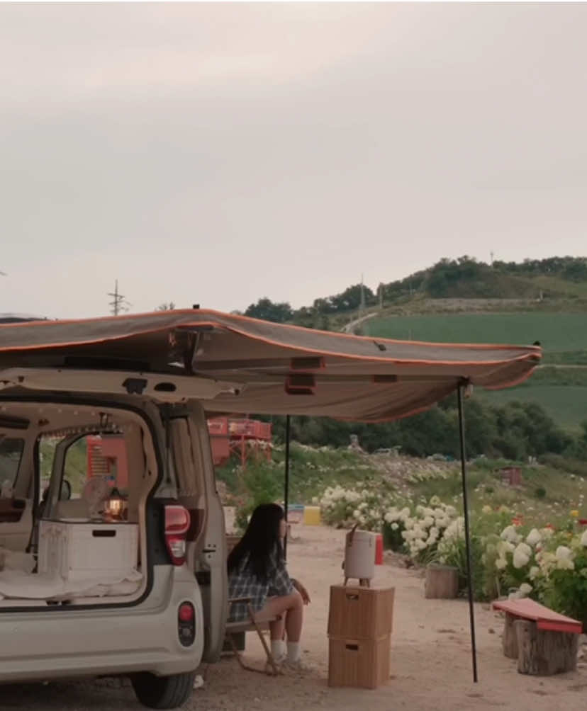 Pretty girl Camping on the hilltop with a rotating tent on the car. Painting a beautiful picture of nature at night #girlcamping #camping #Outdoors #asmr #relax 