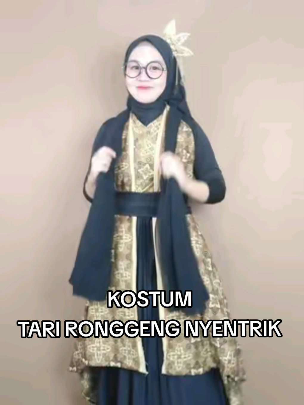 #ronggengnyentrik #tarironggengnyentrik #kostumtarikreasi #kostumkainjarik #kostumtari 