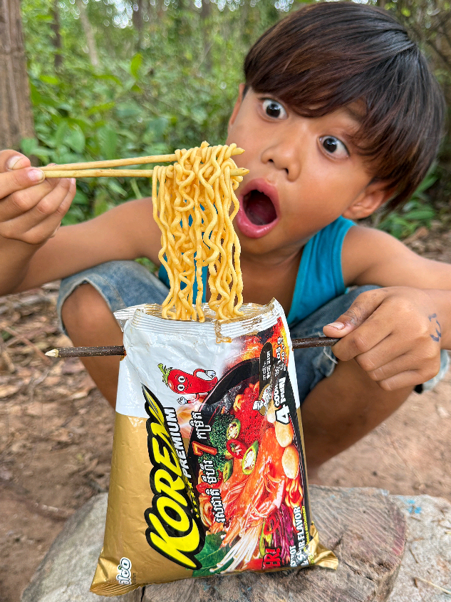 Survival Skills: SMART idea and USEFUL with single mom #camping #Outdoors #useful 