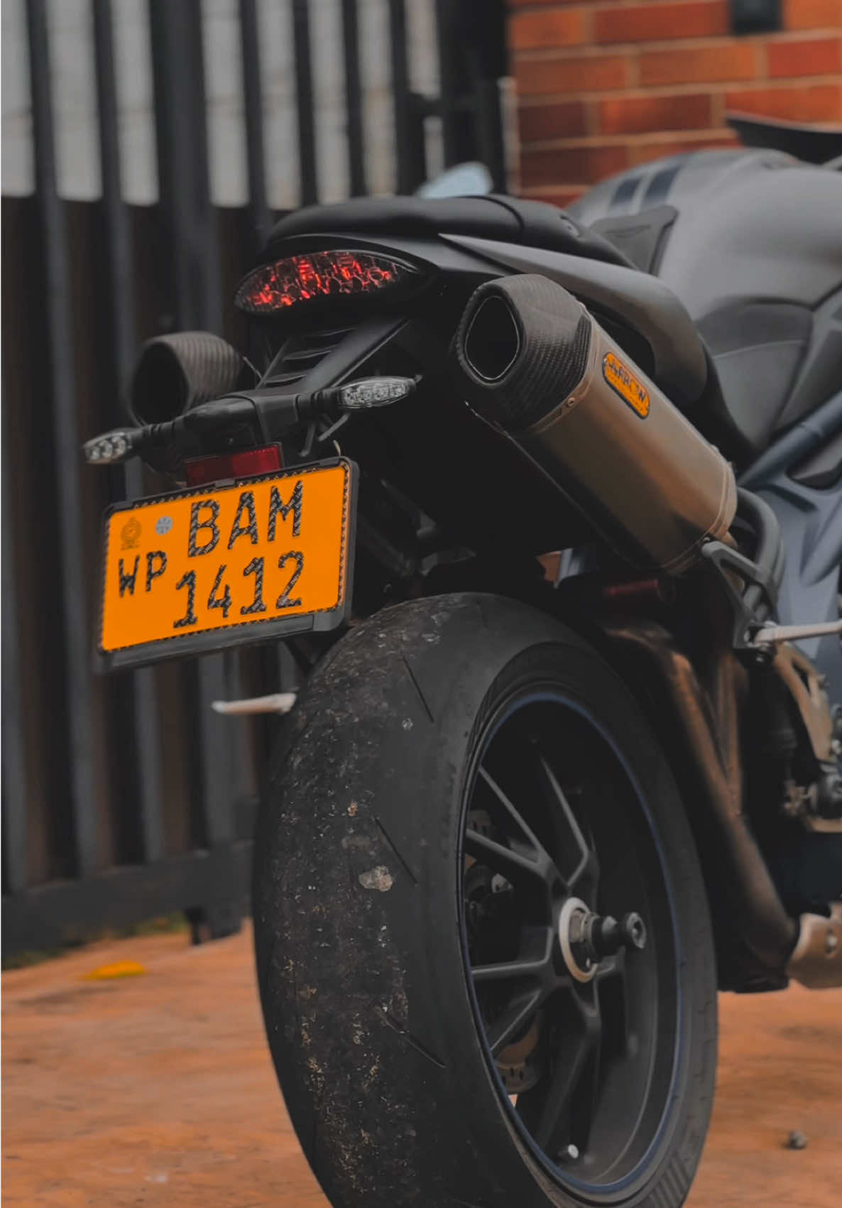 Speed Triple 1050 👿❤️‍🔥🇱🇰 #onemillionaudition #viralvideo🔥 #foryoupage #srilanka🇱🇰 #nippa_ 