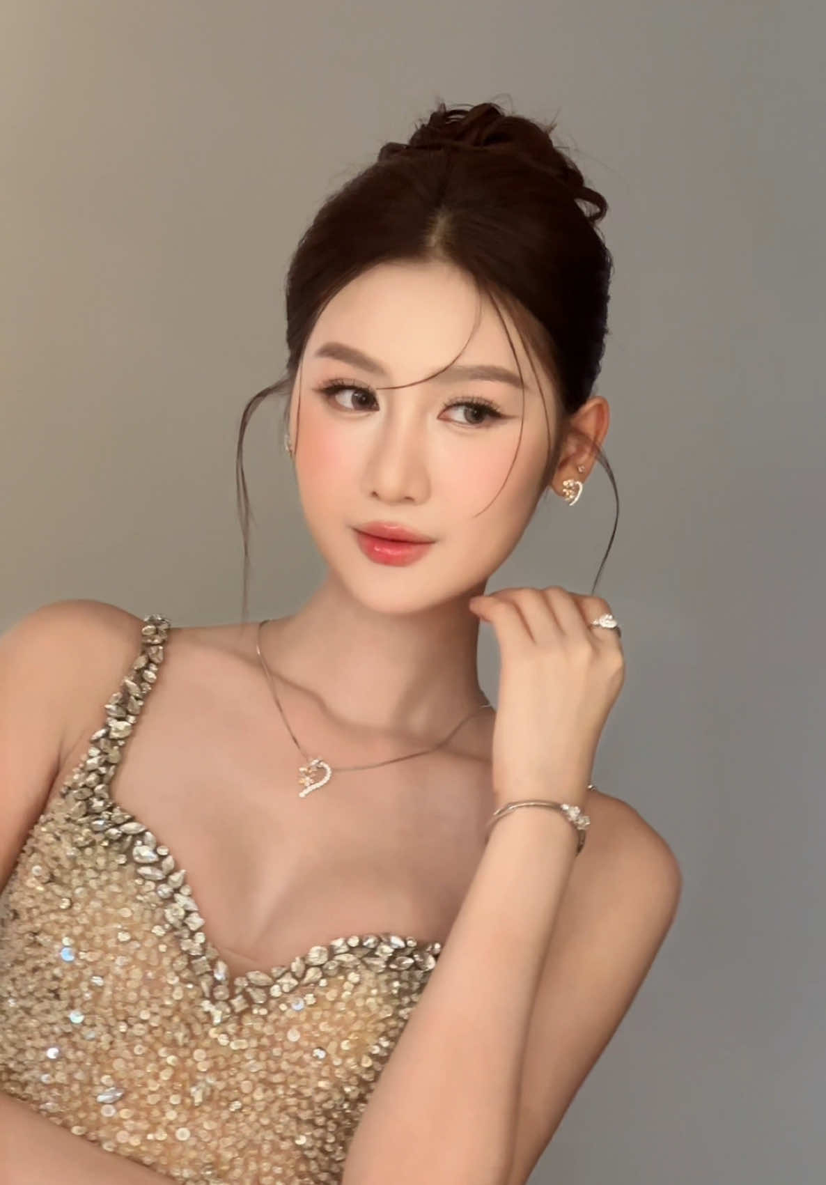 Tiktok chọn nhạc cho Ari🤭 #volequeanh #missgrandvietnam #tiktokgiaitri 