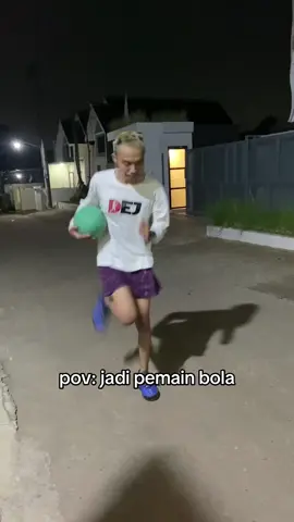 et simartin mana si, ayo ngadu bola #fyp #luculucuan 