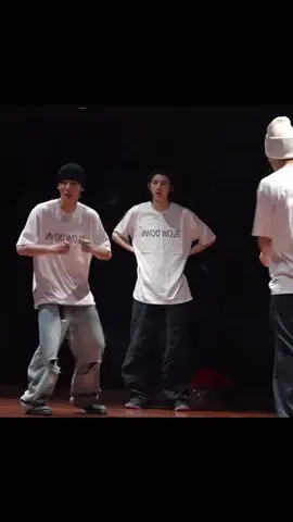 That’s so smooth 😮‍💨🔥#SEONGHYEON #freestyledance #CORTIS 