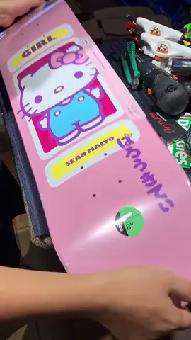#Skateboard #hellokitty 